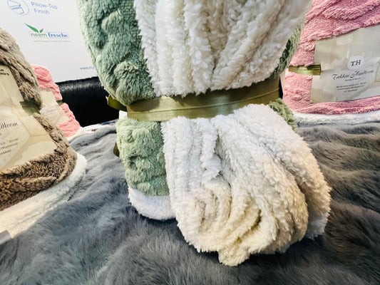 Double Bed double layered Blanket