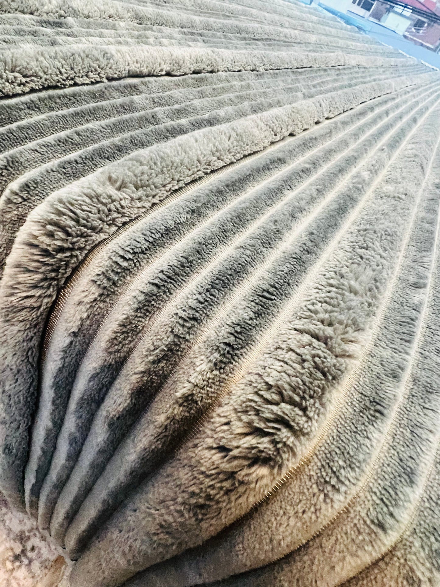 Ultra Thin & Soft Blanket