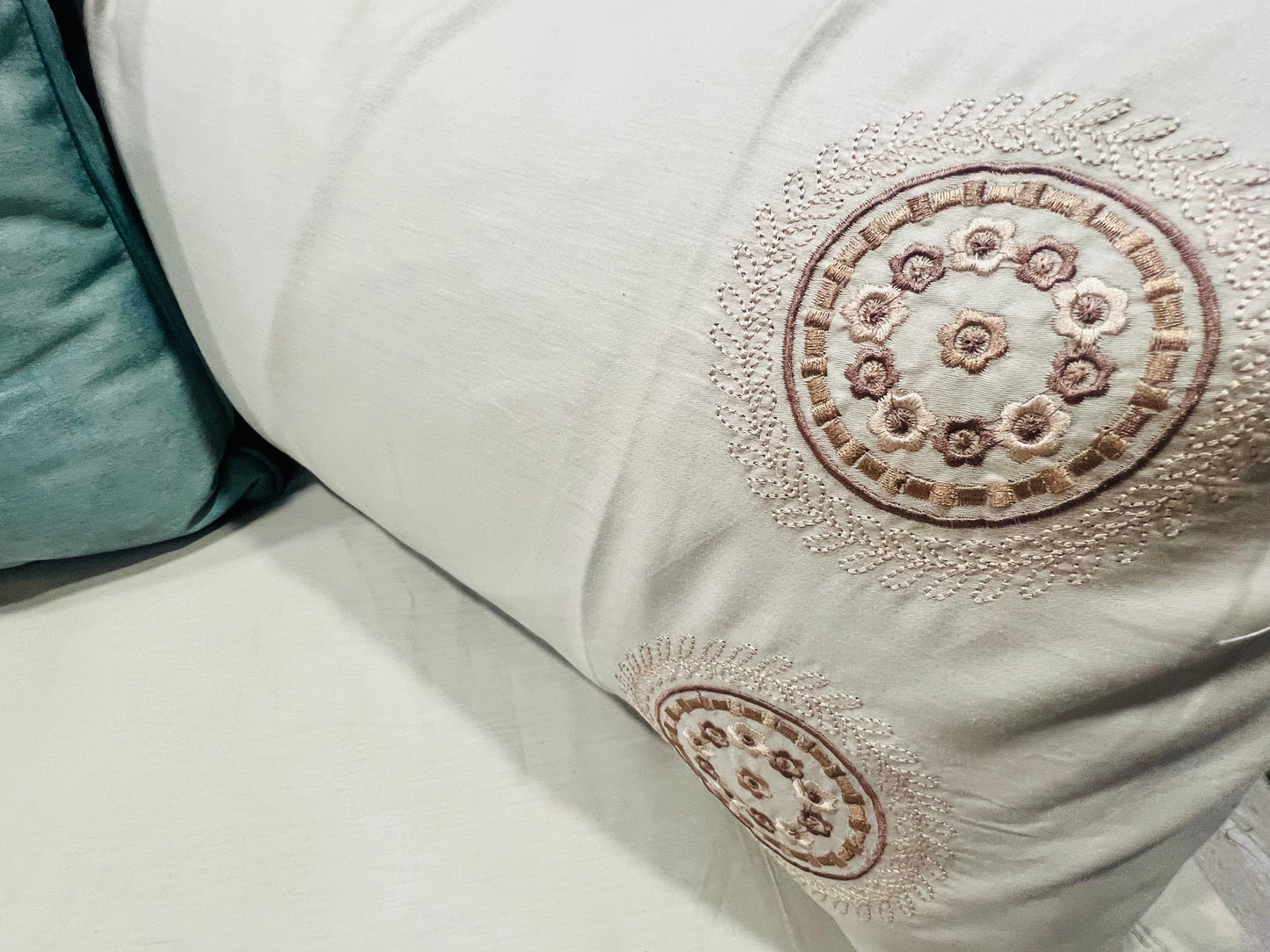 Embroidered Green Bedsheet set